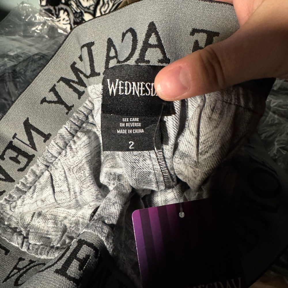 Wednesday Graphic Pajama Pants Size 2 2X NWT - Picture 3 of 3